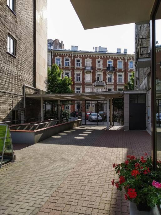 Great 2 Bdr Apartment, Prestigious Location In The Center Of Warsaw. * Warszawa